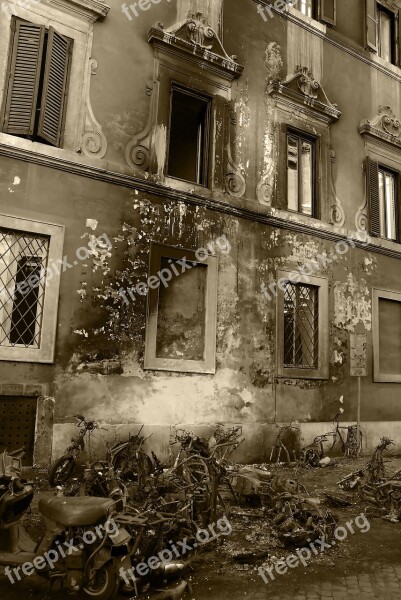 Rome Burned Rose Facade Free Photos