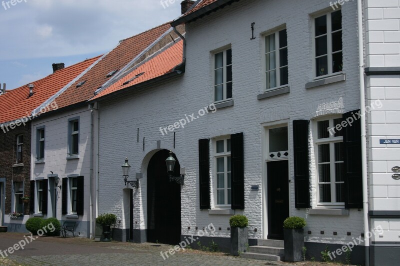 Stevensweert Building Street Street Scene Free Photos