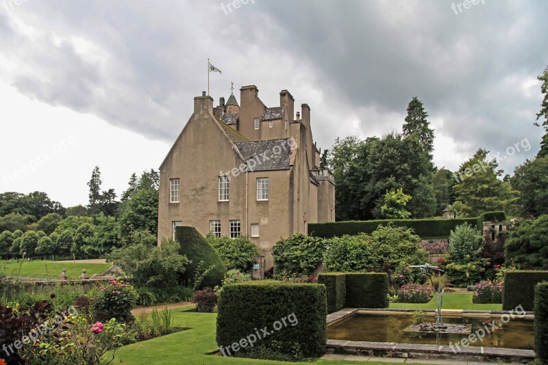 Crathes Castle Garden Castle Banchory Aberdeenshire