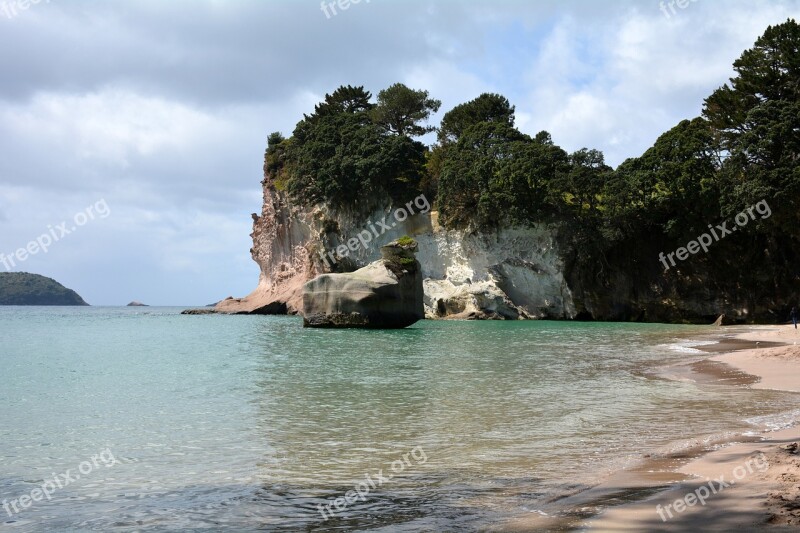 Cathedral Cove New Zealand Rock Sky Beach