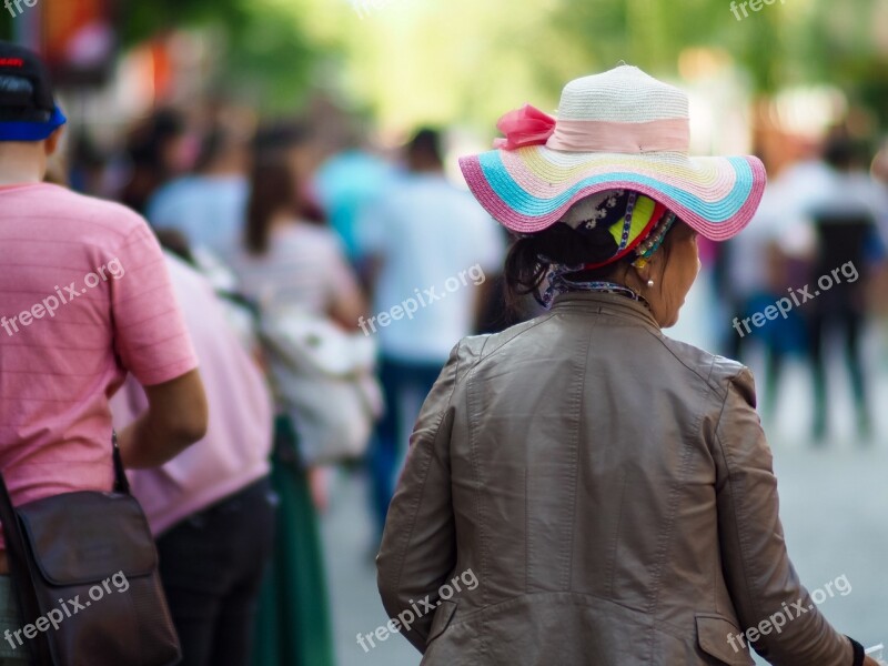 Dali Street People Woman Hat