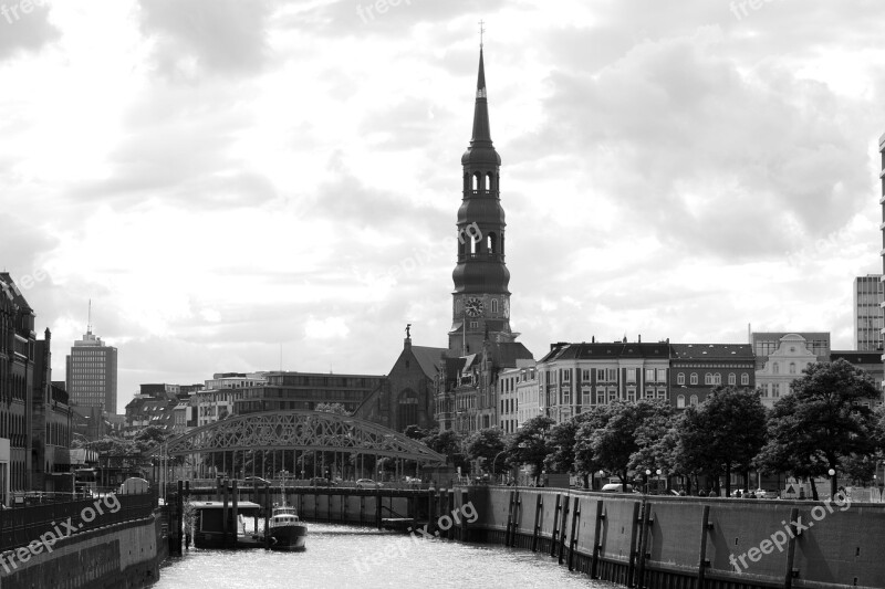 Hamburg Speicherstadt Harbour City St Katharinenkirche Fleet