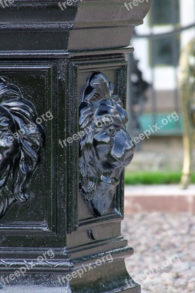 Lion Head Metal Container Figure Artfully