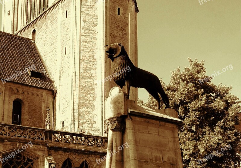 Braunschweig Castle Square Lion Braunschweiger Löwe Sculpture