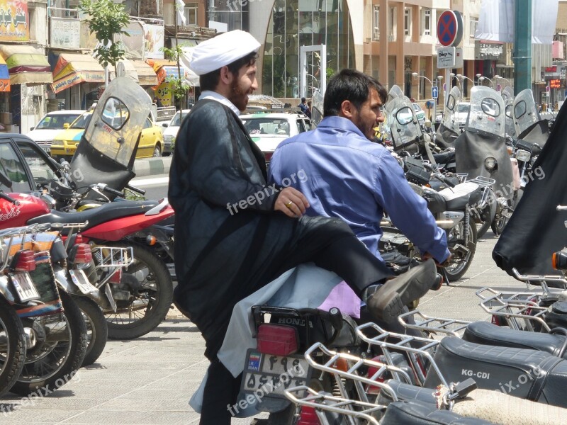 Passengers Moped Qom Traffic Road