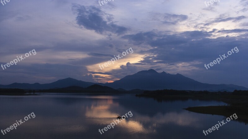 Lake Dongmo Travel Beauty In Nature The Cloud Sky