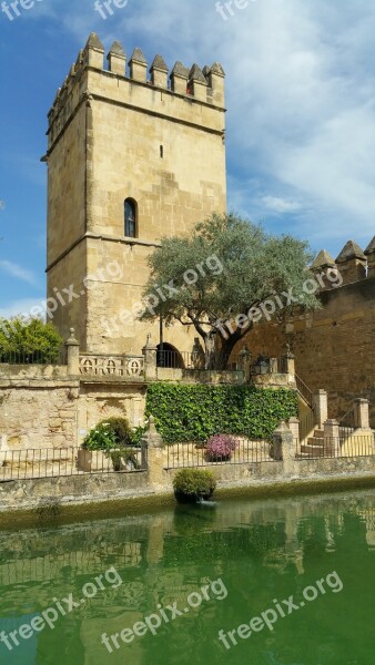 Alcazar De Los Reyes Cristianos Castle Of The Christian Monarchs Alcázar Of Córdoba Alcazar Cordoba Free Photos