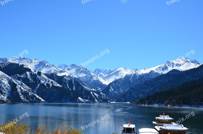 In Xinjiang Tianshan Tianchi Free Photos