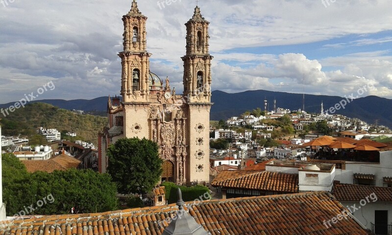 Cathedral Church Monument Tourism History