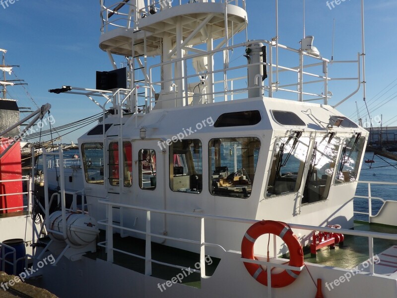 Cabin Cockpit Boat Ship Tug