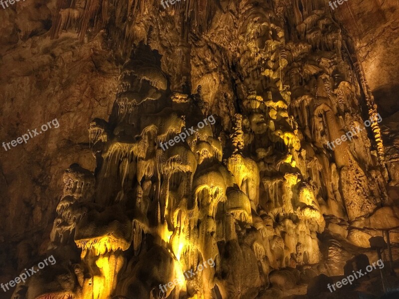 Zhijin County Cave Ghost Stalactites Stalagmite