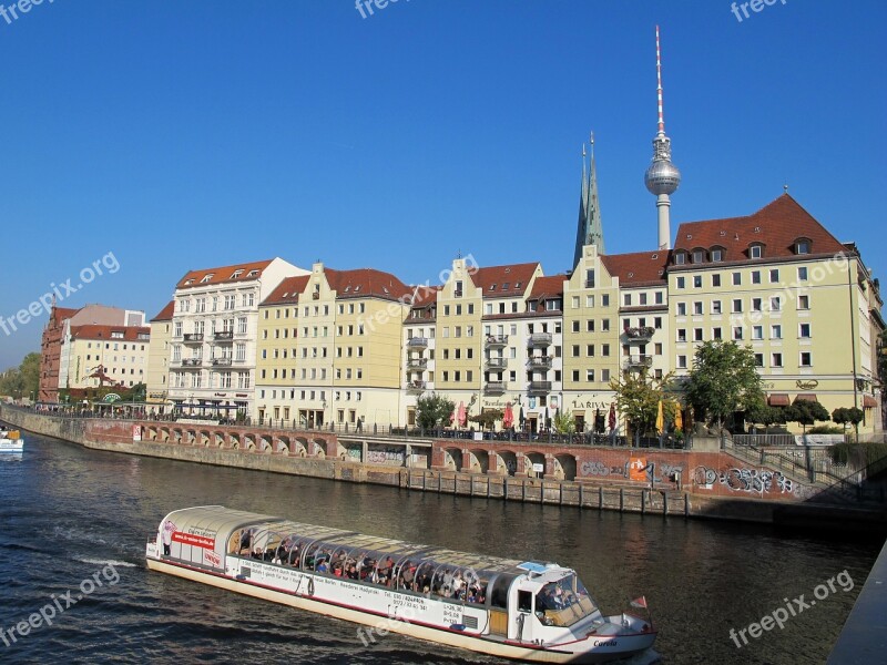 Berlin Alex Nikolaiviertel Ship Alexander Tower