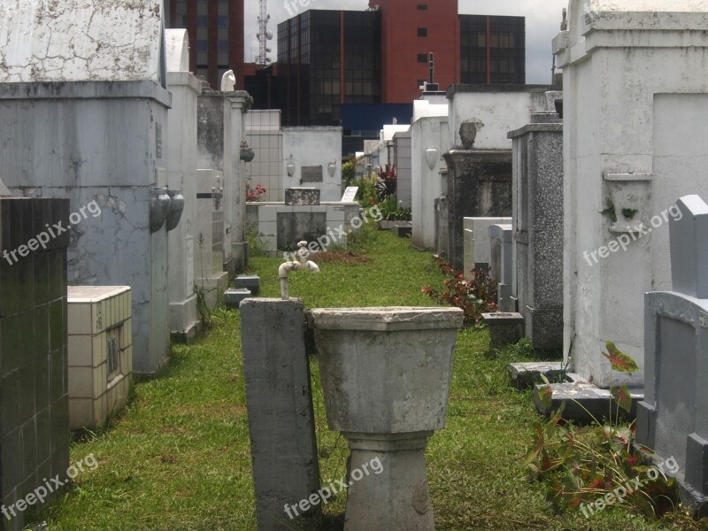 Cemetery Vault Death Frivolous Water