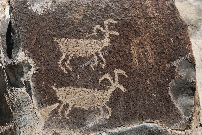 Petroglyph Image Scratches Notching Native American