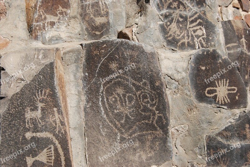 Petroglyph Image Scratches Notching Native American