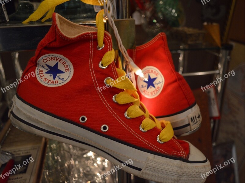 Converse All Stars Red Shoelaces Yellow