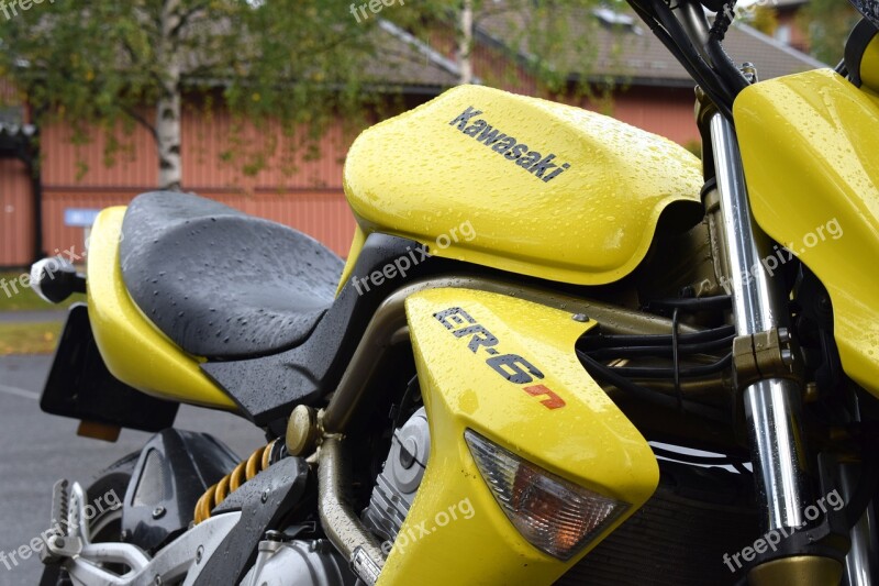 Yellow Motorcycle Rain Kawasaki Er-6n