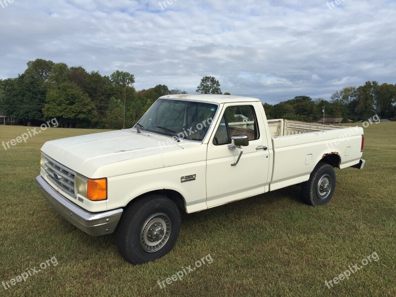 Old Ford Truck Vintage F-250