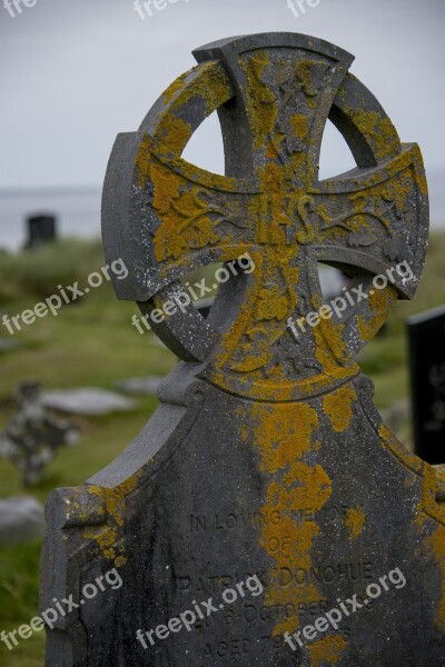 Grave Celtic Cross Cemetery Ireland Inisheer