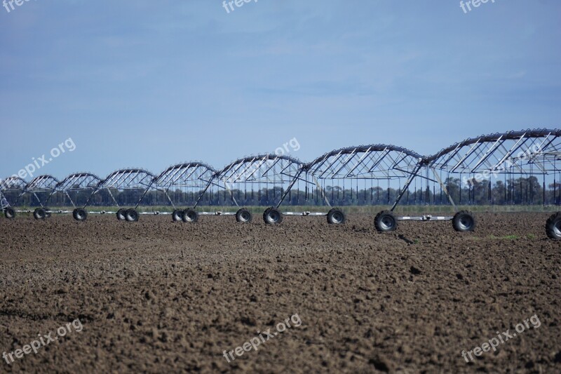 Irrigator Travelling Automotive Farming Cultivation