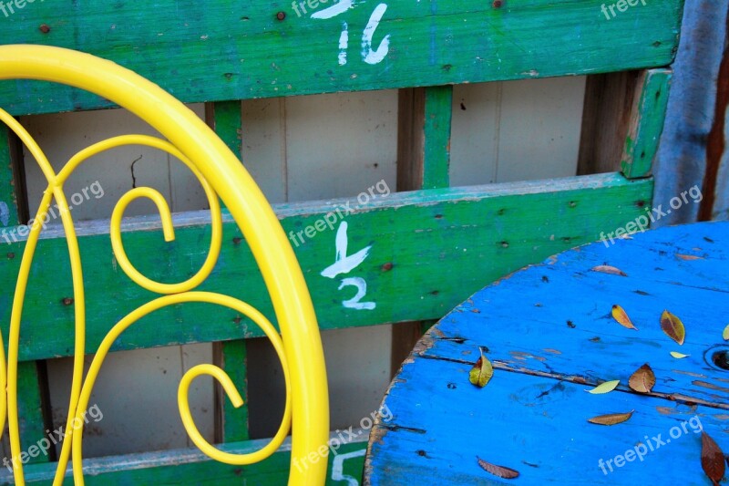 Blue Yellow Green Pallet Table