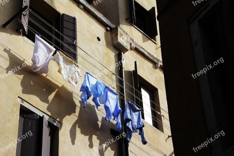 Laundry House Facade Dry Dry Laundry Hang Laundry