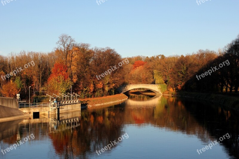 Munich Stauwehr Oberföhring Bridge Autumn