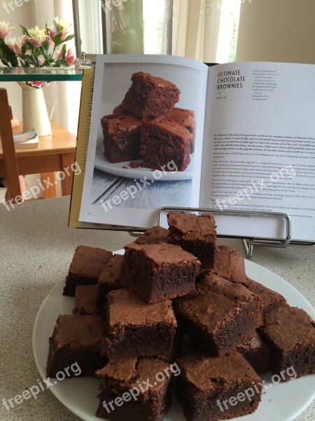 Baking Brownies Ca Chocolate Cake