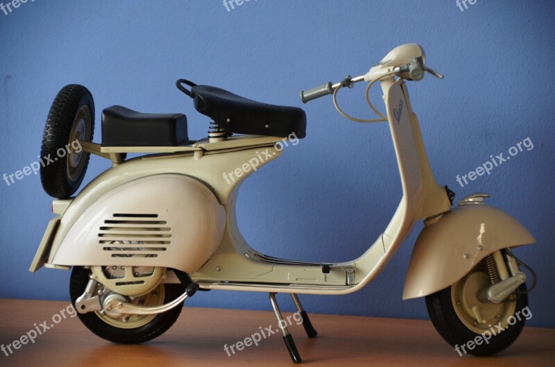 Vespa Model Scooter Oldtimer Classic