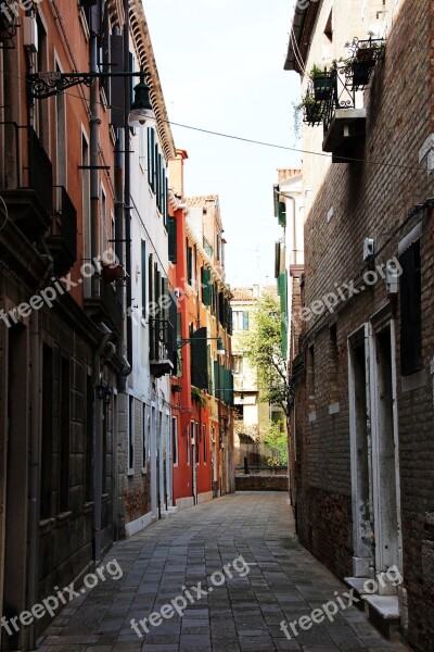 Venice Building Alley Venezia Italy