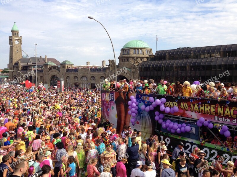 Außenalster Hamburg Landungsbrücken Crowds Costumes