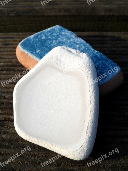 Shard Potsherds White Blue Sanded