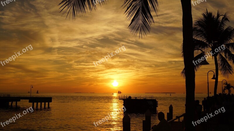 Sunset Ocean Sailboats Horizon Shore