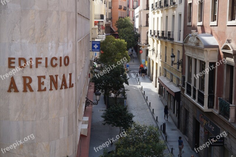 Madrid Arenal Street Trees At Home