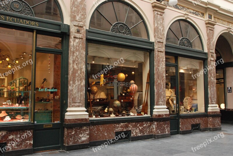 Shop Luxury Chic Gallery Brussels