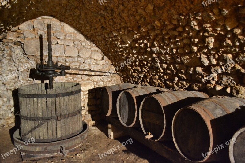 Press Cave Barrel Wine France