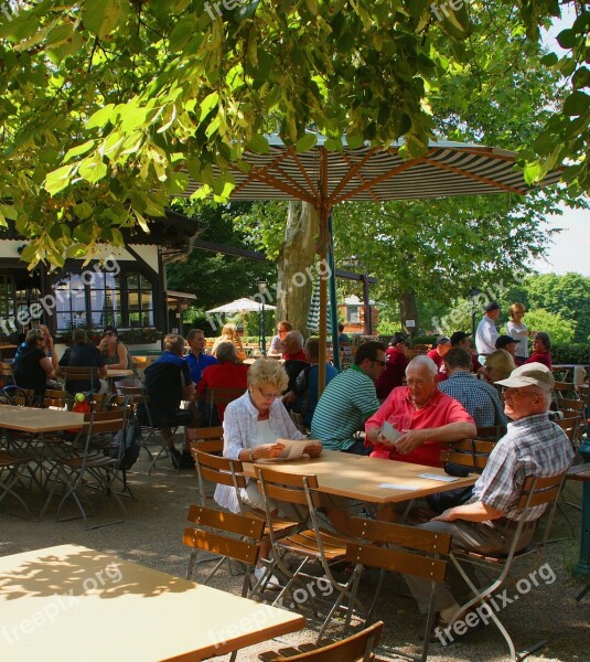 Summer Beer Garden Celebrate Personal Dining Tables