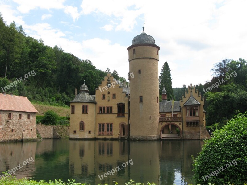 Moated Castle Mespelbrunn Spessart Lake Places Of Interest