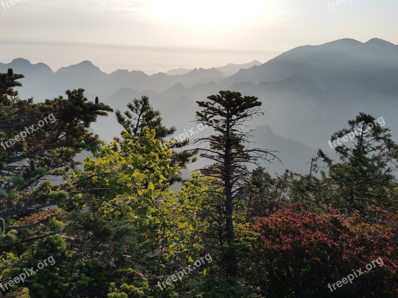 Mt Seoraksan Sunrise Gwittaegi Cheongbong Mountain Scenery