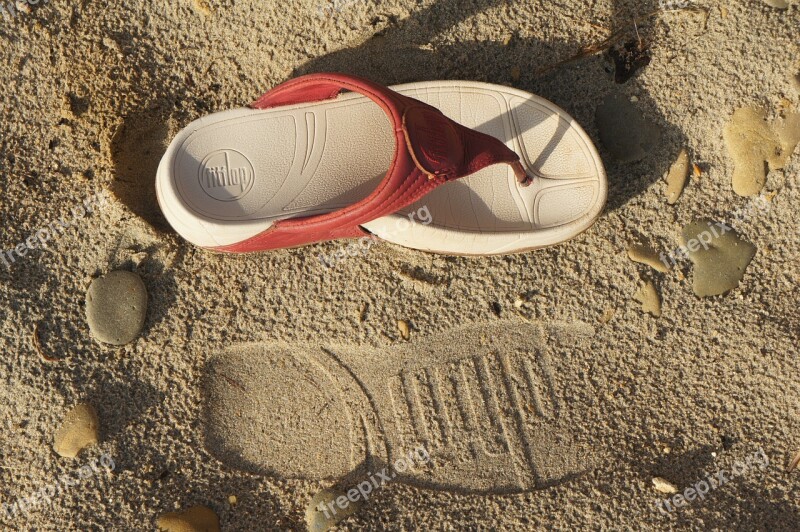 Footprint Sand Fit-flop Sandal Footstep