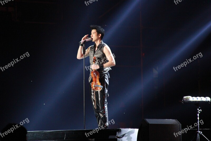 Concert Lee Hom Nest Display Site