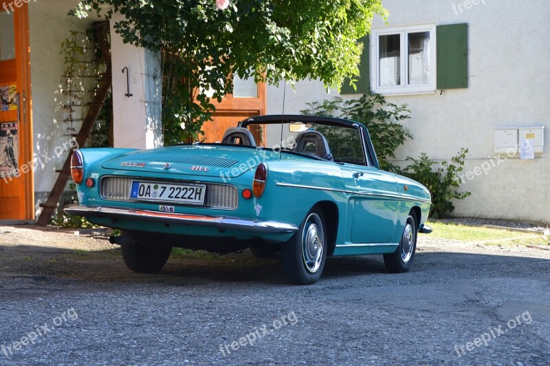 Oldtimer Automobile Renault Caravelle Auto