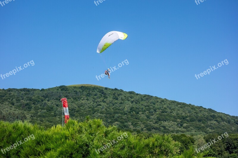 Paragliding Puy-de-dome Hill Nature De-dôme