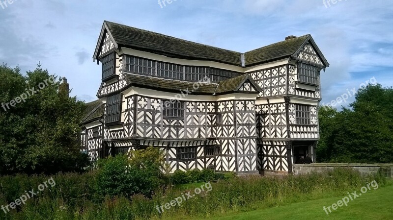 Little Moreton Hall Cheshire Old Building Tudor