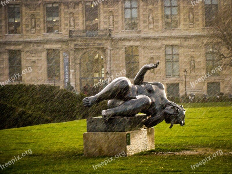 Bronze Statue Woman Louvre Paris Architecture