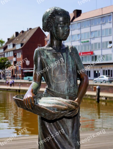 Port Emden Sculpture Tourism Jantje Vis