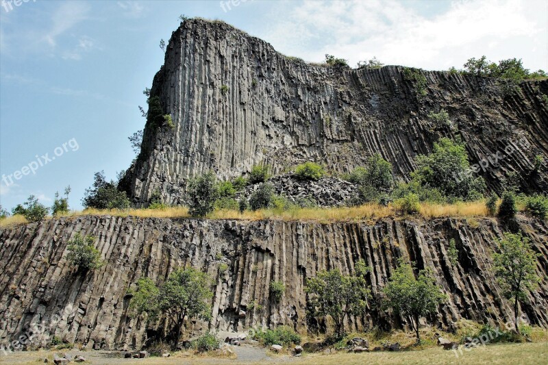 Monoszló Hegyestű Organ Basalt Extinct