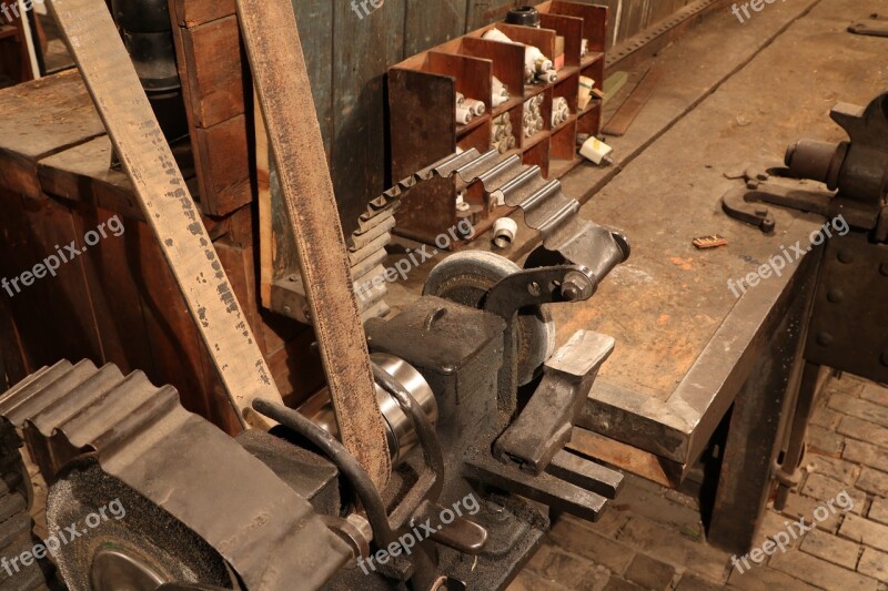 Museum Textile Industry Machine Mechanism