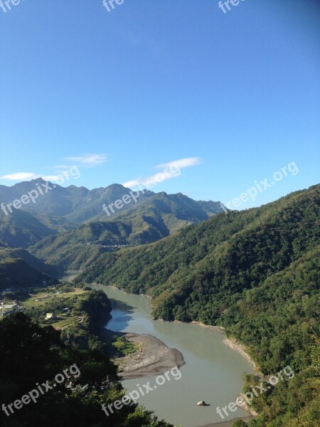 Taiwan Taoyuan Mountain Shihmen Reservoir Dam