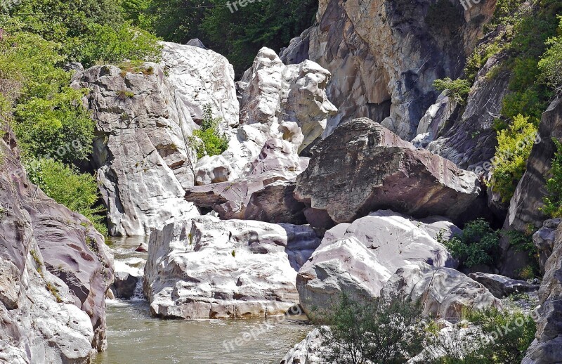 Gorge Rock Riverbed La Roya Mountain River